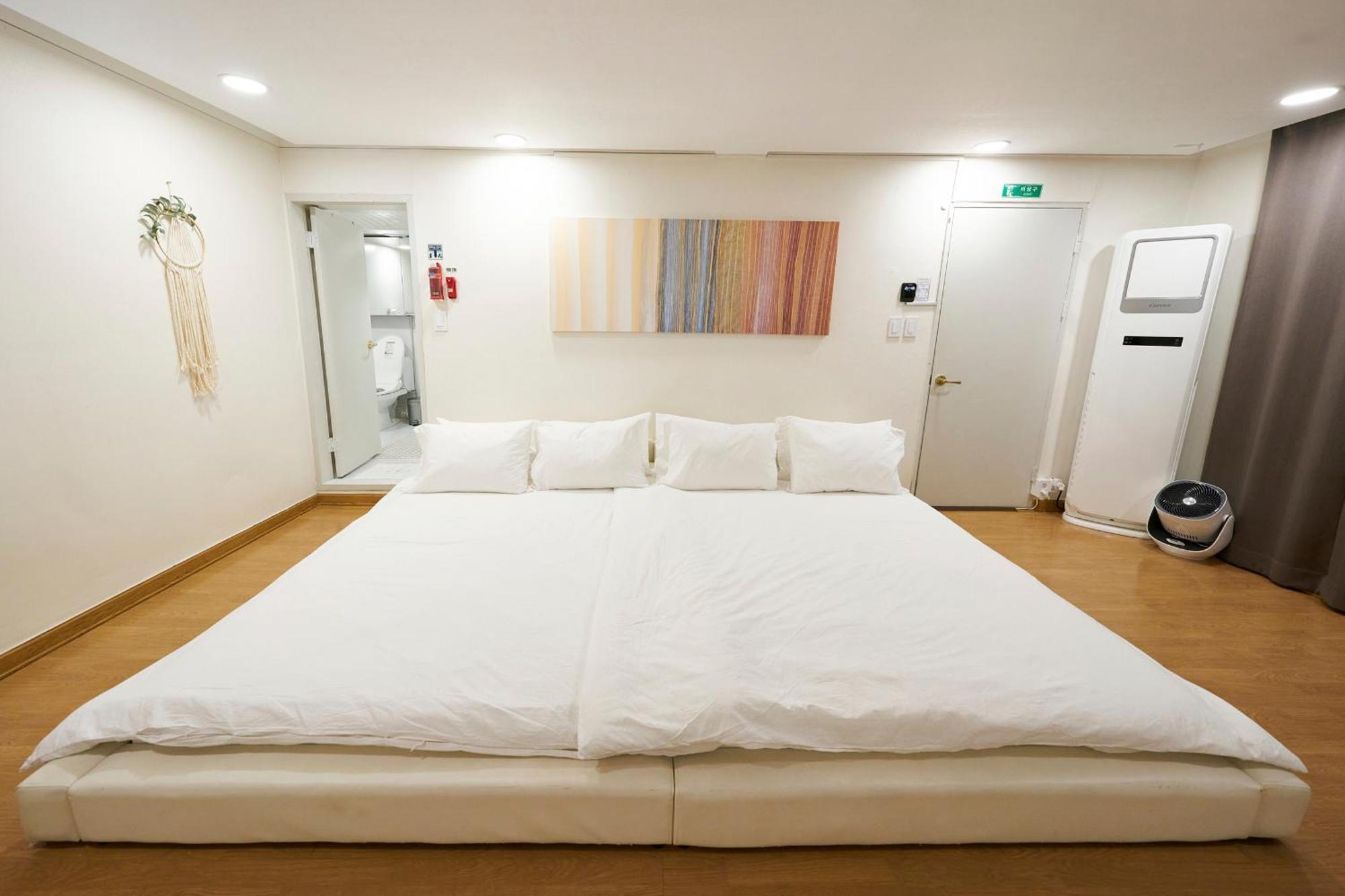 Sg Tailored Service Home Near Metro Szöul Kültér fotó